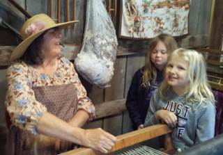 Threads_Kids Threads_Kids